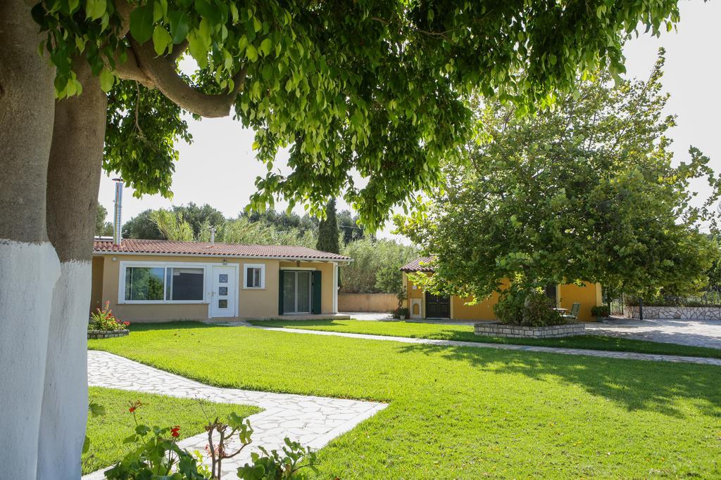 Sandy Beach Villas And Apartments Svoronata Exterior foto